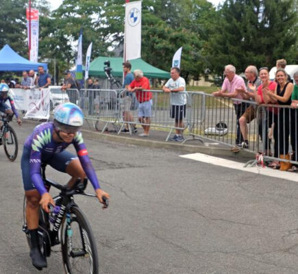 Hành Trình Qua Các Đỉnh Núi: Tour Féminin International des Pyrénées Và Những Thử Thách Độc Đáo